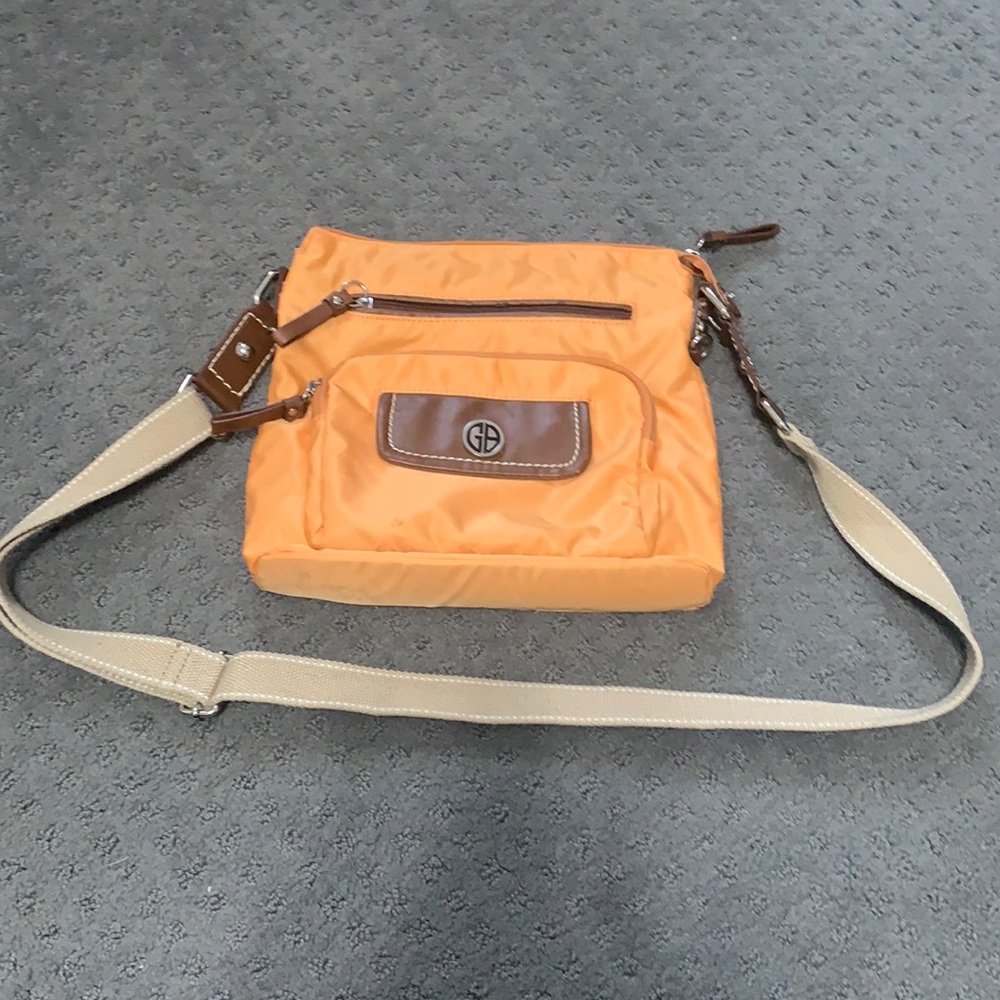 Giani Bernini Crossbody!!